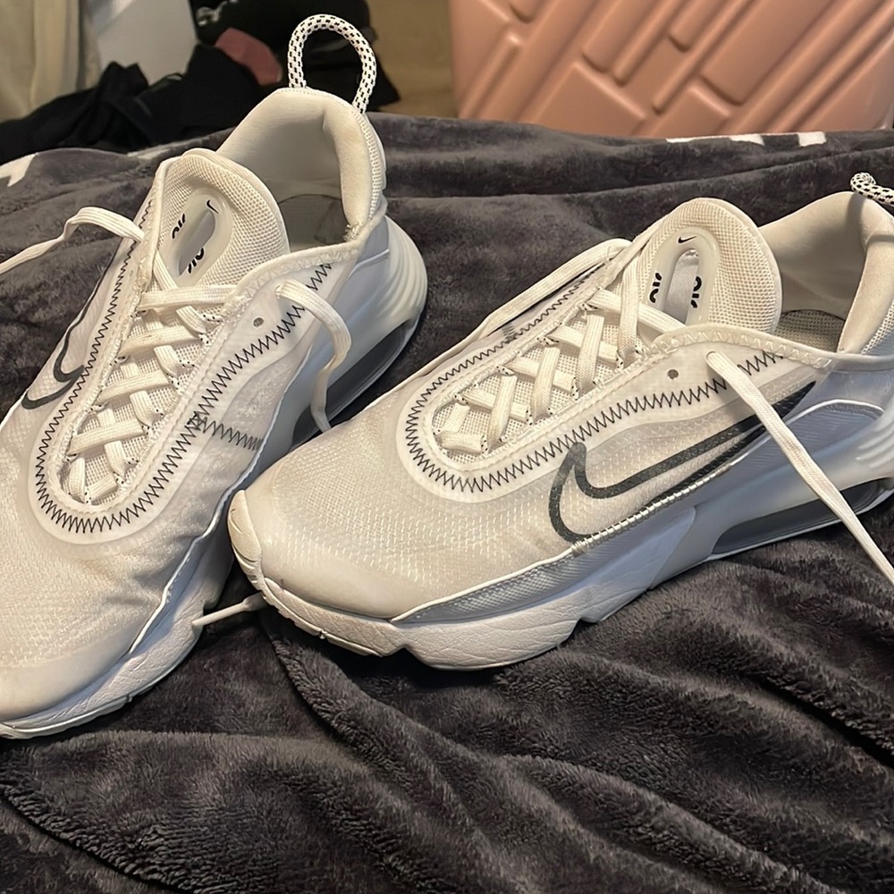 Nike AirMax 2090